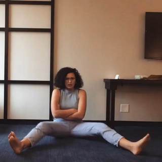 Rose Matafeo feet photo 19