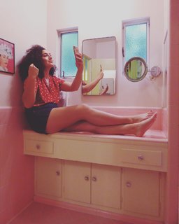 Rose Matafeo feet photo 12