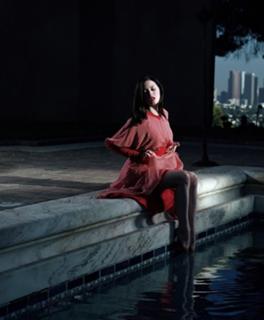 Rose McGowan feet photo thumbnail