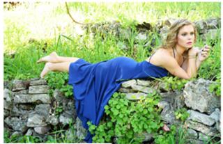 Rose McIver feet photo thumbnail