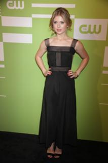 Rose McIver feet photo thumbnail