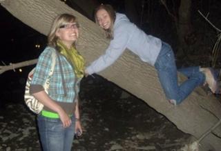 Rose Namajunas feet photo thumbnail