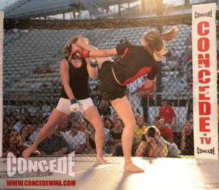 Rose Namajunas feet photo thumbnail