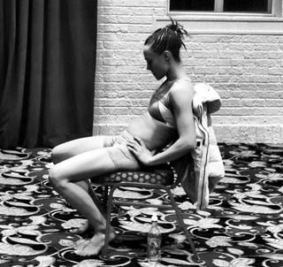 Rose Namajunas feet photo thumbnail