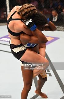 Rose Namajunas feet photo thumbnail