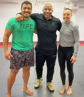 Rose Namajunas feet photo thumbnail