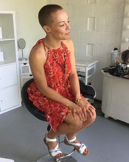 Rose Namajunas feet photo thumbnail