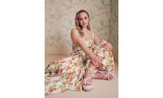 Rose Williams feet photo 11