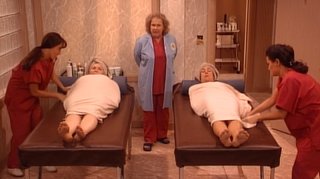 Roseanne Barr feet photo 9