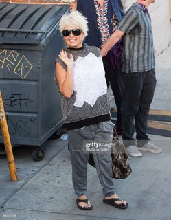 Roseanne Barr feet photo 19