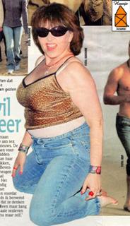 Roseanne Barr feet photo 9