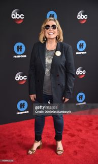 Roseanne Barr feet photo 11