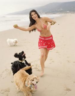 Roselyn Sanchez feet photo thumbnail