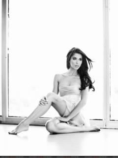 Roselyn Sanchez feet photo thumbnail
