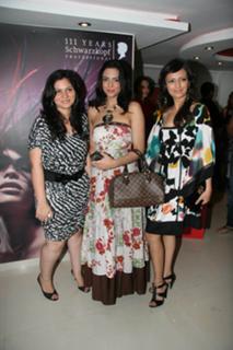 Roshni Chopra feet photo 3