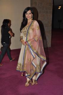 Roshni Chopra feet photo 10