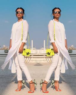 Roshni Chopra feet photo 15