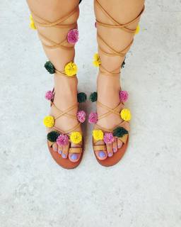 Roshni Chopra feet photo 4