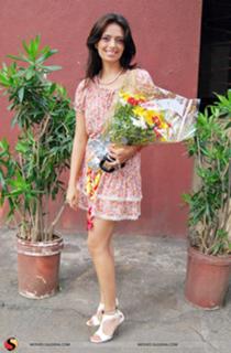 Roshni Chopra feet photo 2