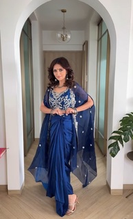 Roshni Chopra feet photo 1