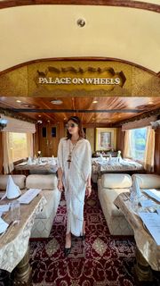 Roshni Chopra feet photo 14