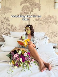 Roshni Chopra feet photo 14