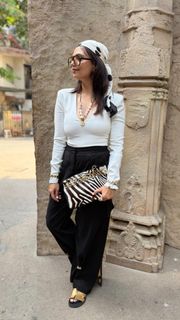 Roshni Chopra feet photo 19