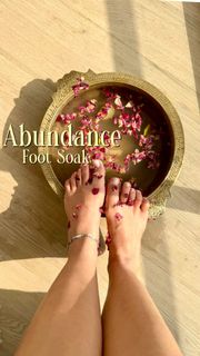 Roshni Chopra feet photo 17