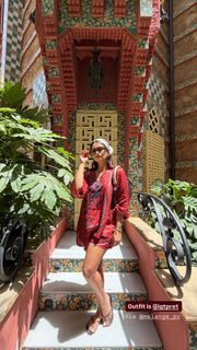 Roshni Chopra feet photo 11