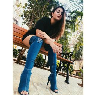 Roshni Walia feet photo 2
