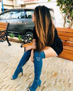 Roshni Walia feet photo 3
