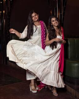 Roshni Walia feet photo 10