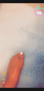 Roshni Walia feet photo 13