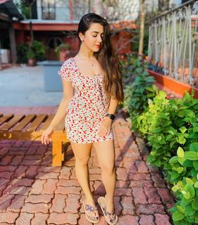 Roshni Walia feet photo 2