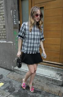Rosie Fortescue feet photo 2