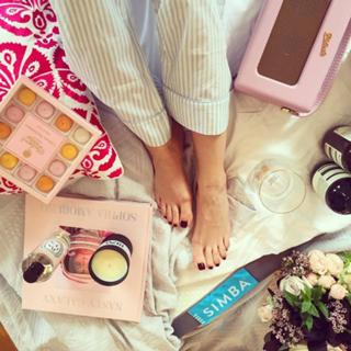Rosie Fortescue feet photo 2