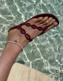 Rosie Fortescue feet photo 1