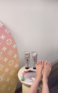 Rosie Fortescue feet photo 3