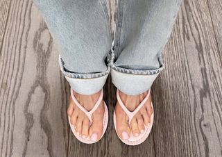 Rosie Fortescue feet photo 1