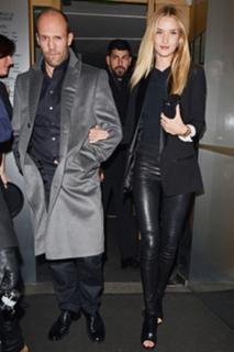 Rosie Huntington-Whiteley feet photo thumbnail