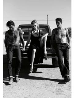 Rosie Huntington-Whiteley feet photo thumbnail