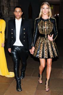 Rosie Huntington-Whiteley feet photo thumbnail