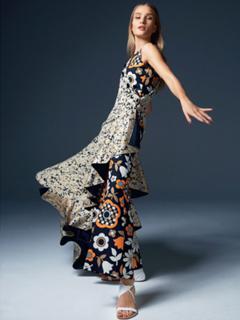 Rosie Huntington-Whiteley feet photo thumbnail