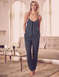 Rosie Huntington-Whiteley feet photo thumbnail