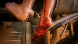 Rosie Huntington-Whiteley feet photo thumbnail