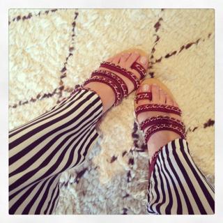 Rosie Huntington-Whiteley feet photo thumbnail