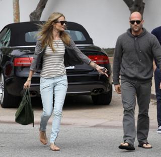 Rosie Huntington-Whiteley feet photo thumbnail