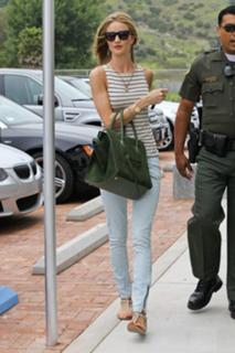 Rosie Huntington-Whiteley feet photo thumbnail