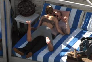 Rosie Huntington-Whiteley feet photo thumbnail
