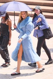 Rosie Huntington-Whiteley feet photo 20